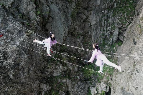 _RZФ_ӽ˹̹Ir570fW